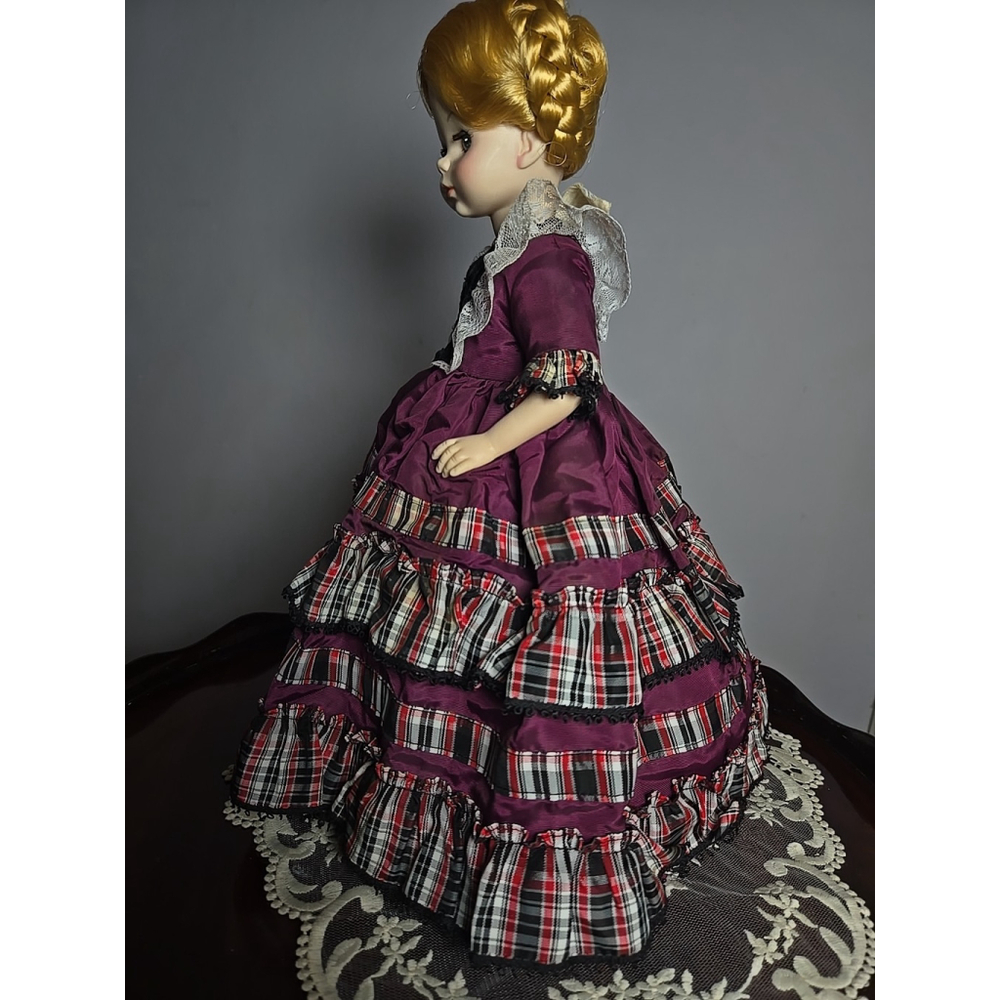 Madame Alexander Betty Taylor Bliss 1512 First Lady Doll Collections 13" - Picture 5 of 12